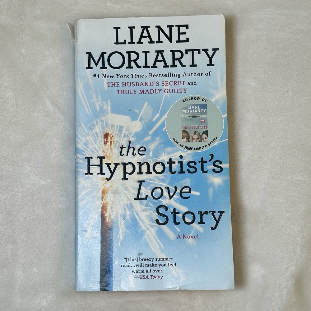 The Hypnotist's‎ Love Story by Liane Moriarty NYT Bestselling Paperback Read
